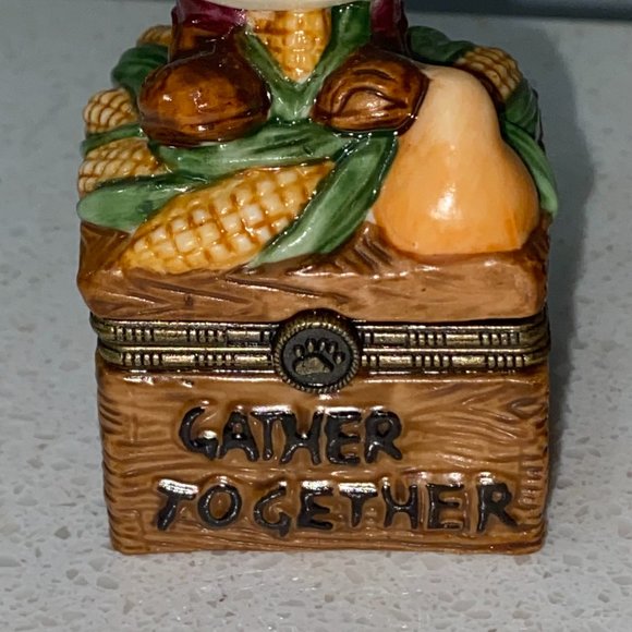 Vintage 1999 Boyds Bear THANKSGIVING Trinket Box - Picture 8 of 9